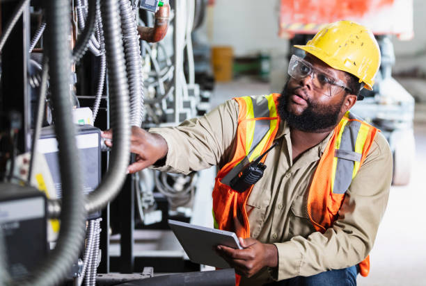 Best Electric Panel Repair  in Waverly, IA